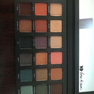 Urban decay born to run eyeshadow palette